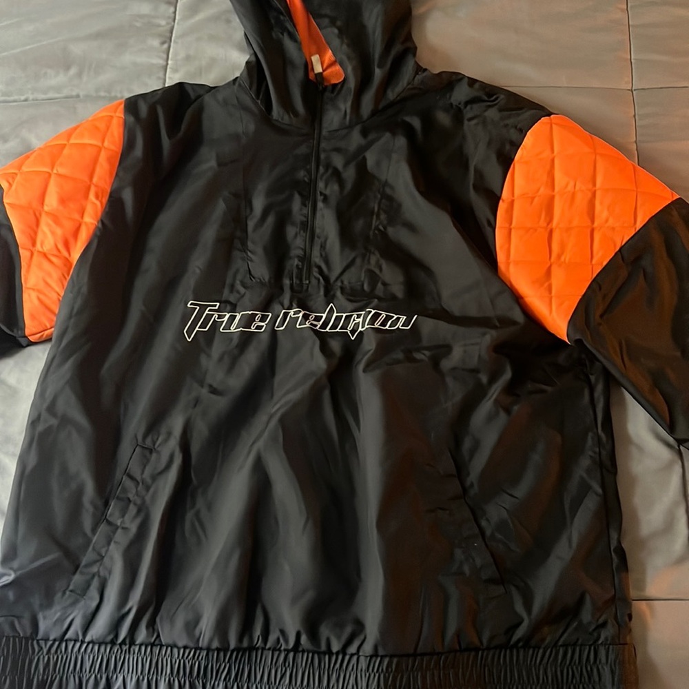 True 3xl like new